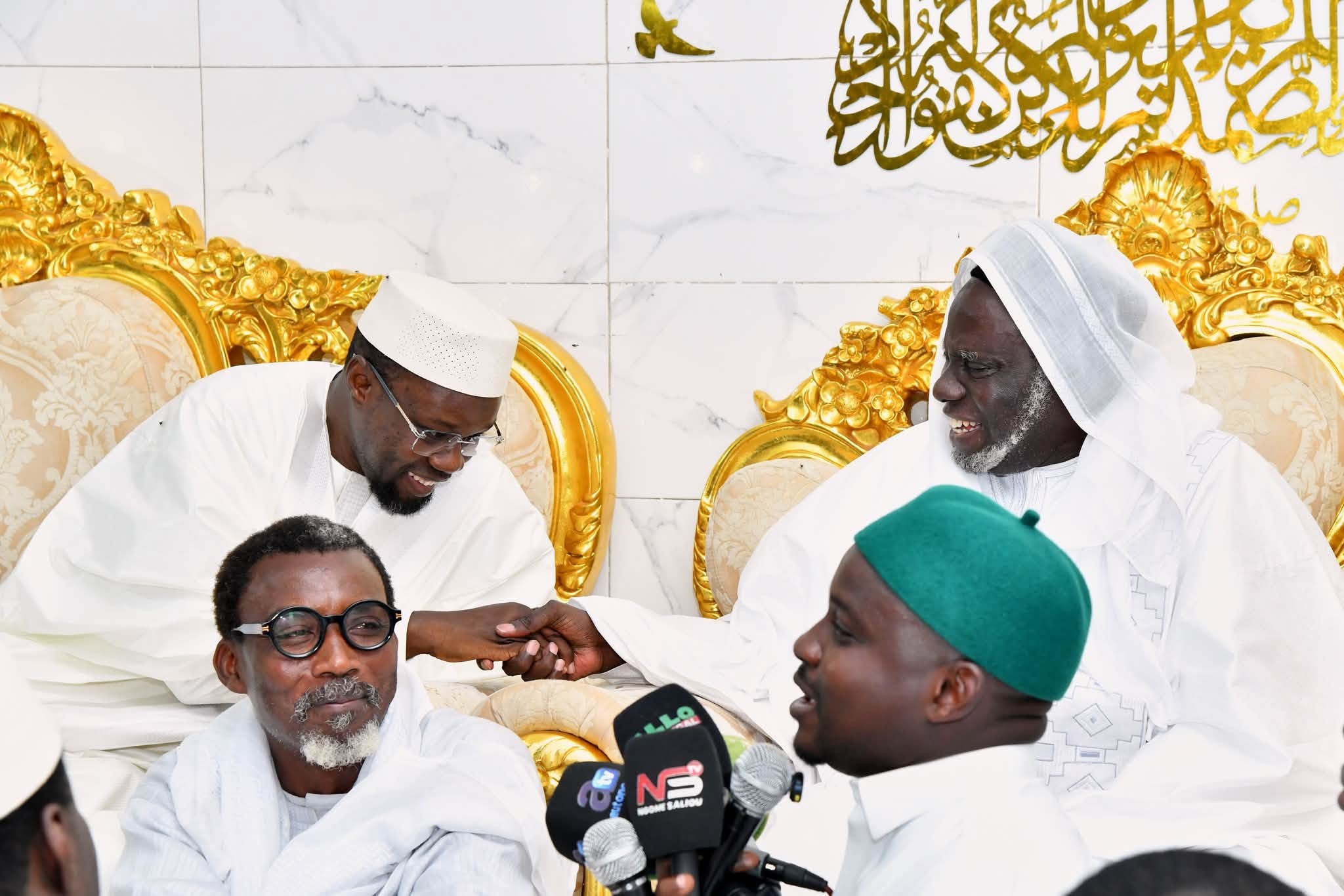 Gamou 2026: Ousmane Sonko rend visite à la famille Mame El Hadji Ndiéguène de Thiès