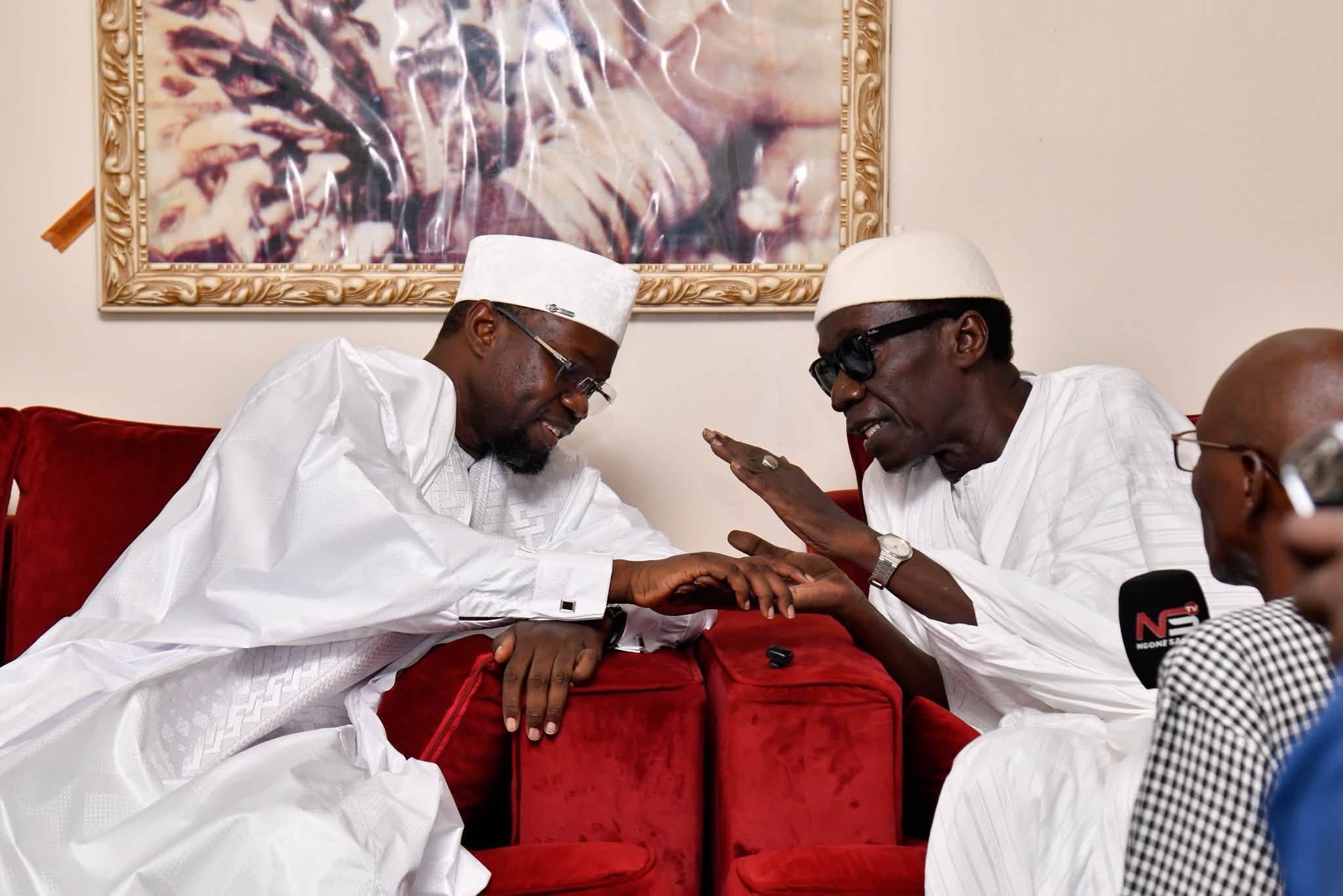 Gamou 2026 à Tivaouane : Ousmane Sonko reçu par Serigne Habib Sy Dabakh à Aïnoumady