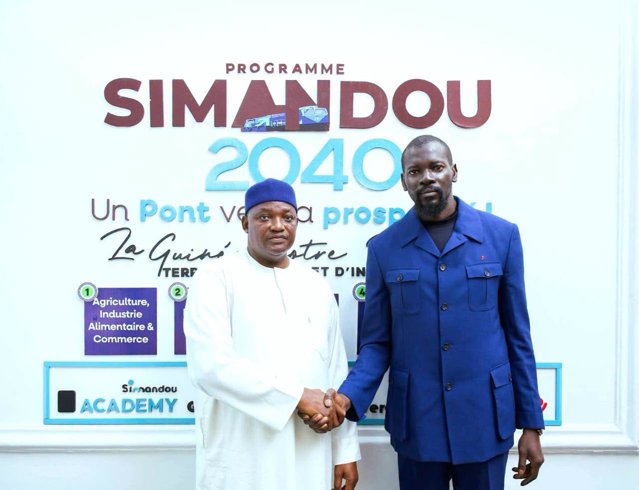 Visite officielle en Guinée : le président Adama Barrow scelle un partenariat renforcé avec le président Mamadi Doumbouya
