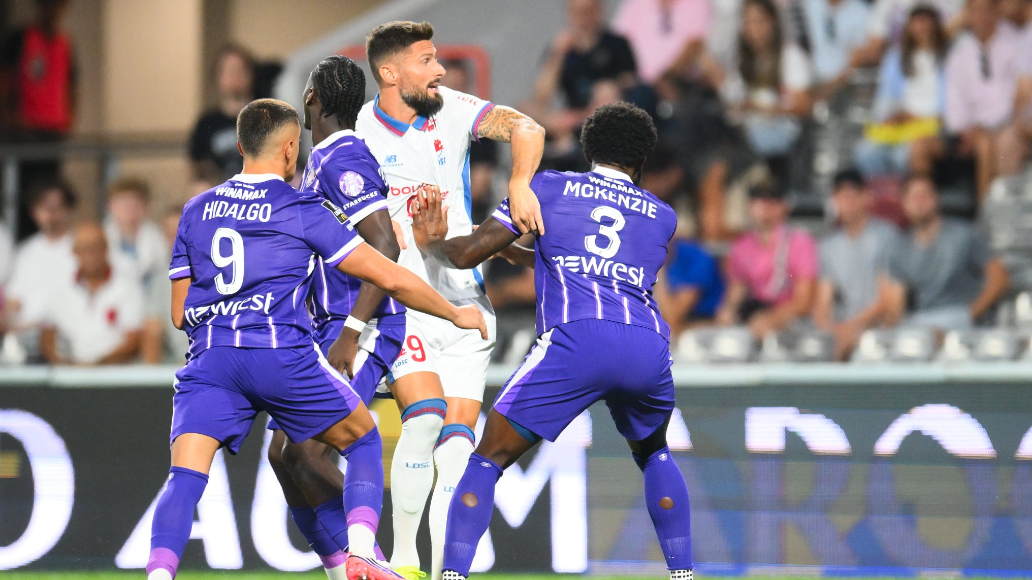 Ligue 1 : le LOSC arrache la victoire à Toulouse grâce à sa recrue Ueda