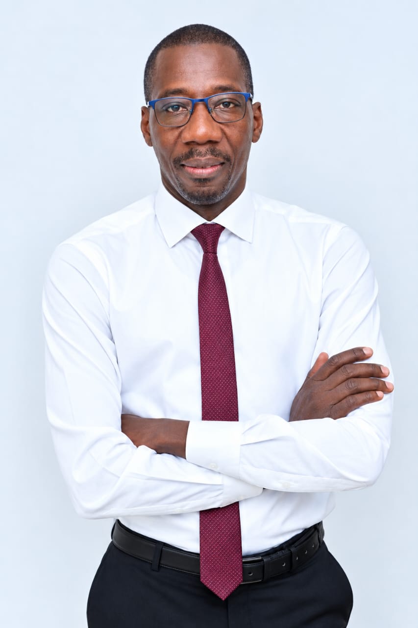 Appels à candidatures et méritocratie : le Président Bassirou Diomaye Faye tourne la page du « Parti-État » (Papa Ibrahima Senghor Directeur Général SNR)