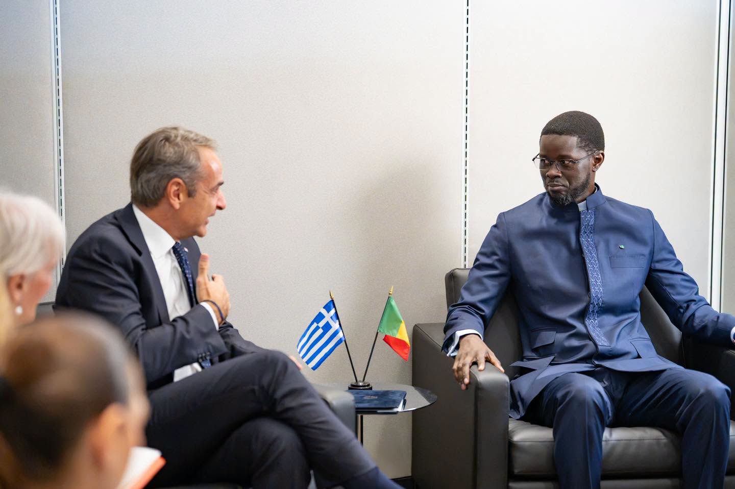 Diplomatie et gouvernance multilatérale : Bassirou Diomaye Faye s'entretient avec le Premier ministre grec Kyriakos Mitsotakis à New York
