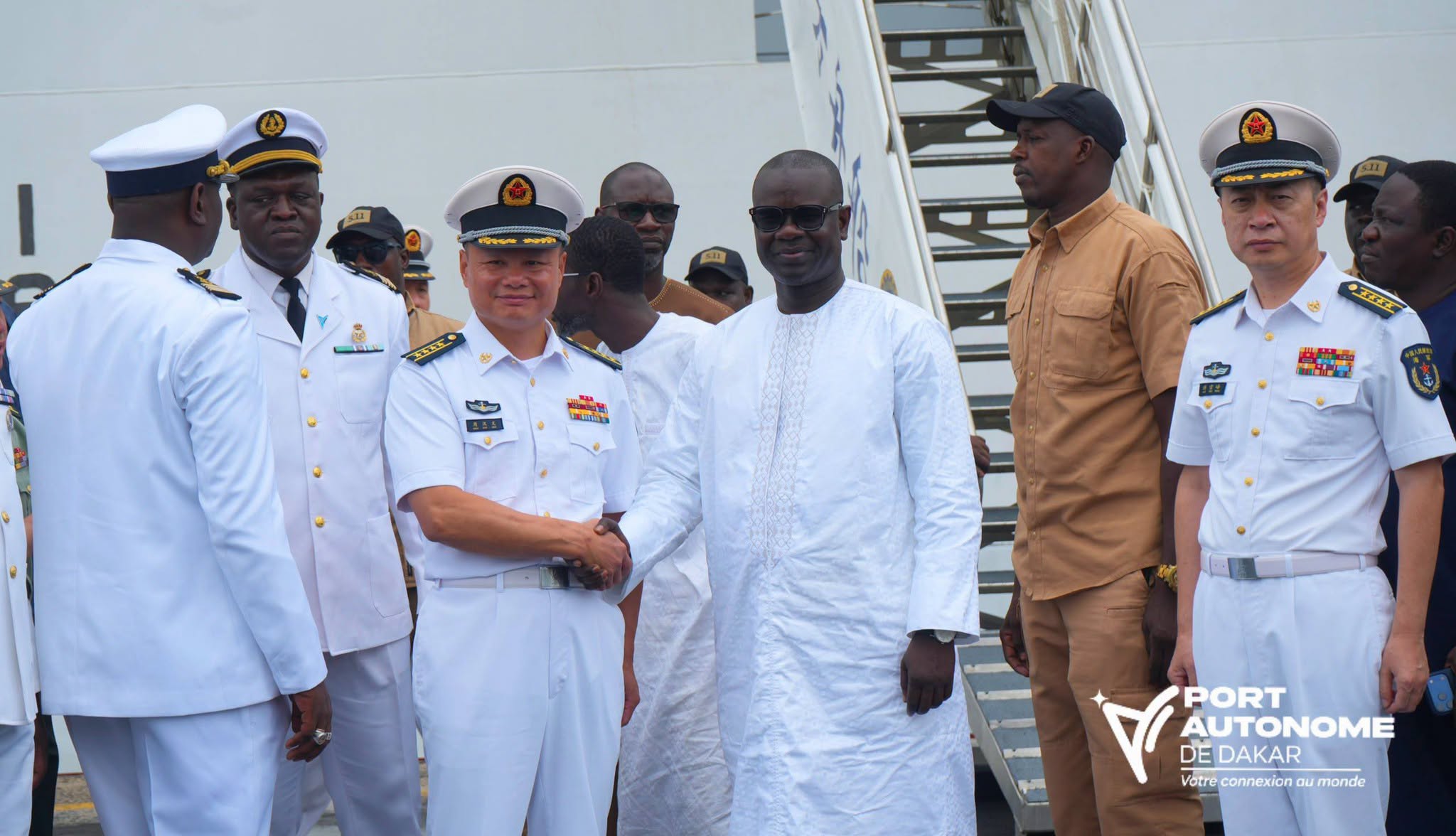 Diplomatie sanitaire et coopération maritime : Le Port Autonome de Dakar accueille le navire-hôpital « JIXIANG FANGZHOU » pour 600 consultations quotidiennes