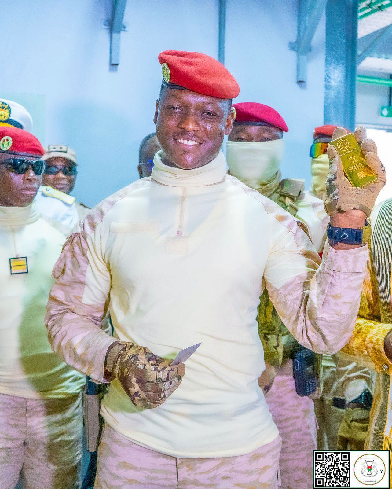Souveraineté économique: Ibrahim Traoré inaugure la première raffinerie d'or du Burkina Faso
