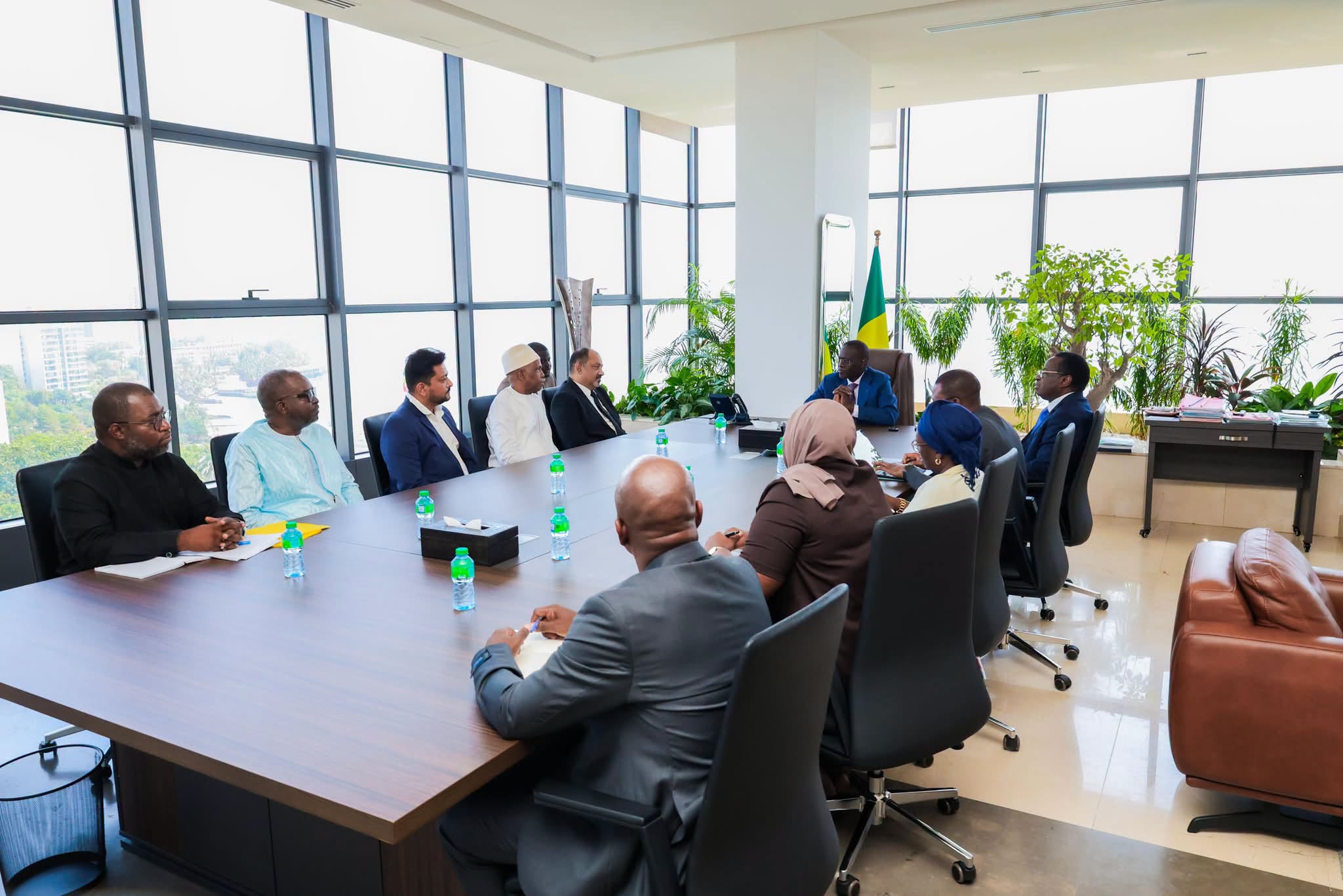 Souveraineté alimentaire, agroindustrie et attractivité des investissements : Le Premier Ministre Ahmadou Al Aminou Lo reçoit le CEO de Delta Food Industries FZC