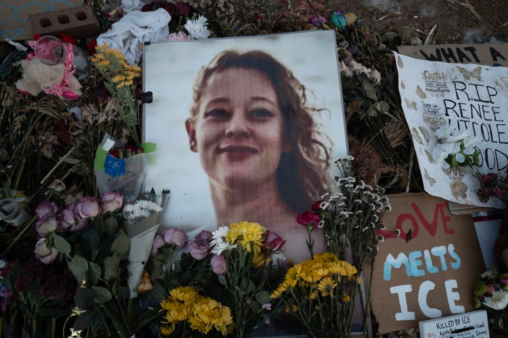 Minneapolis: la famille de Renee Good poursuit l’administration Trump après sa mort par balle