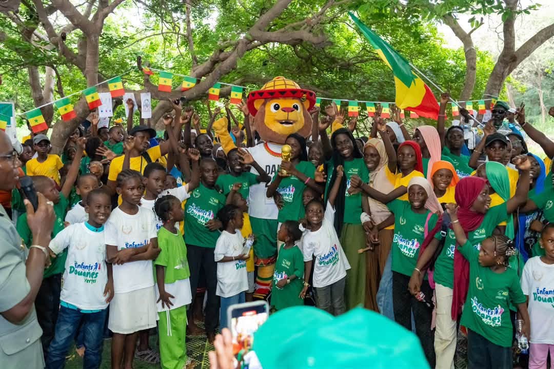 Parc de Hann: les Douanes sensibilisent des centaines d’enfants à la protection de l’environnement