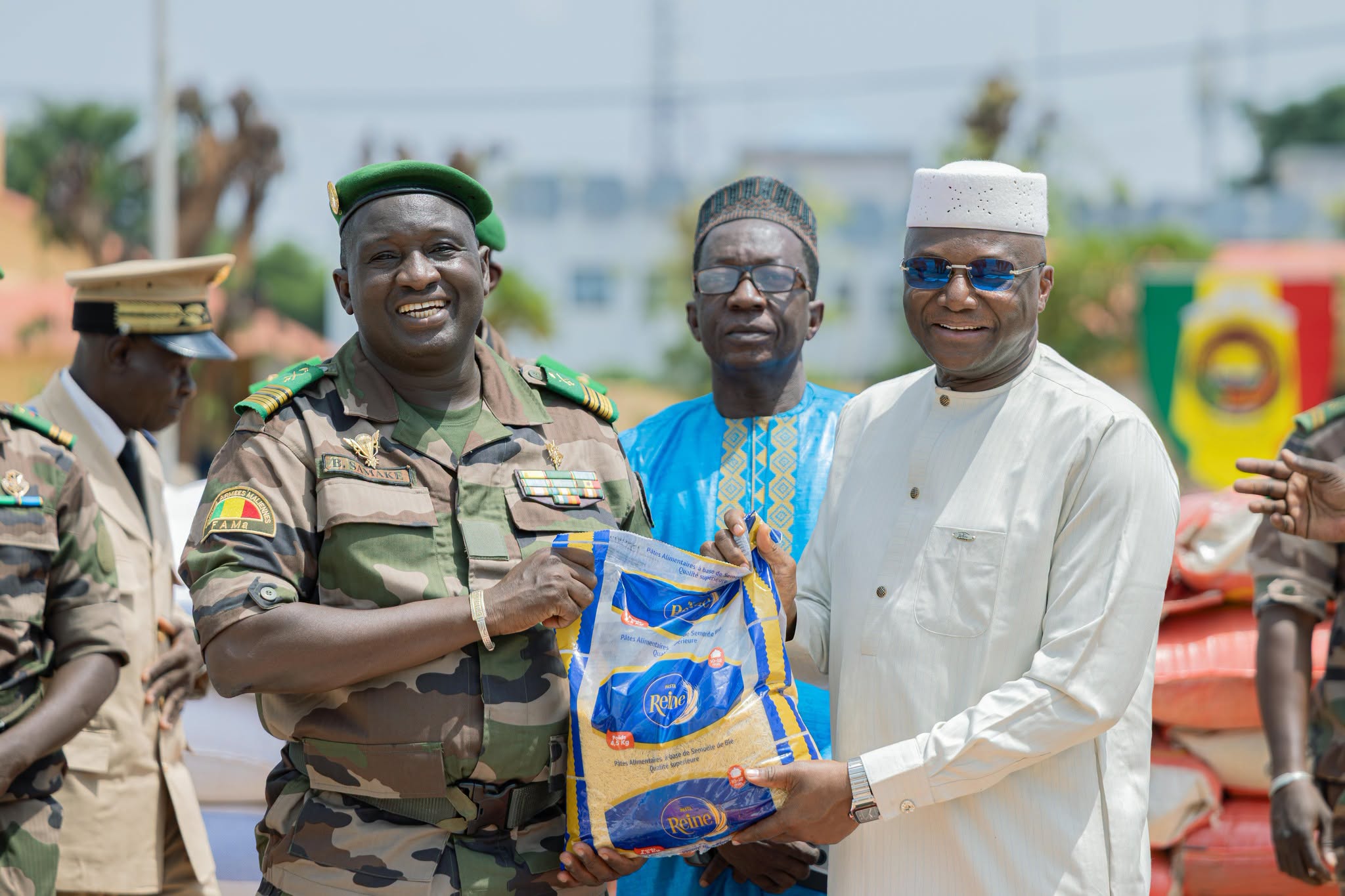 MOIS DE LA SOLIDARITÉ: 400 kits alimentaires remis aux veuves des camps militaires de Bamako et de Kati