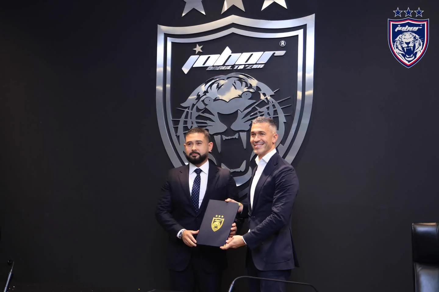 Johor Darul Ta'zim : Luis García, l'ancien de Liverpool, dirige une série mondiale de 113 matchs sans défaite