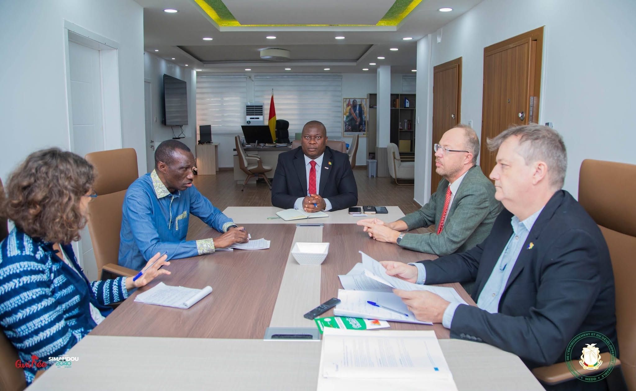 Guinée - Belgique : Fassou Théa et l'ambassadeur renforcent leur coopération