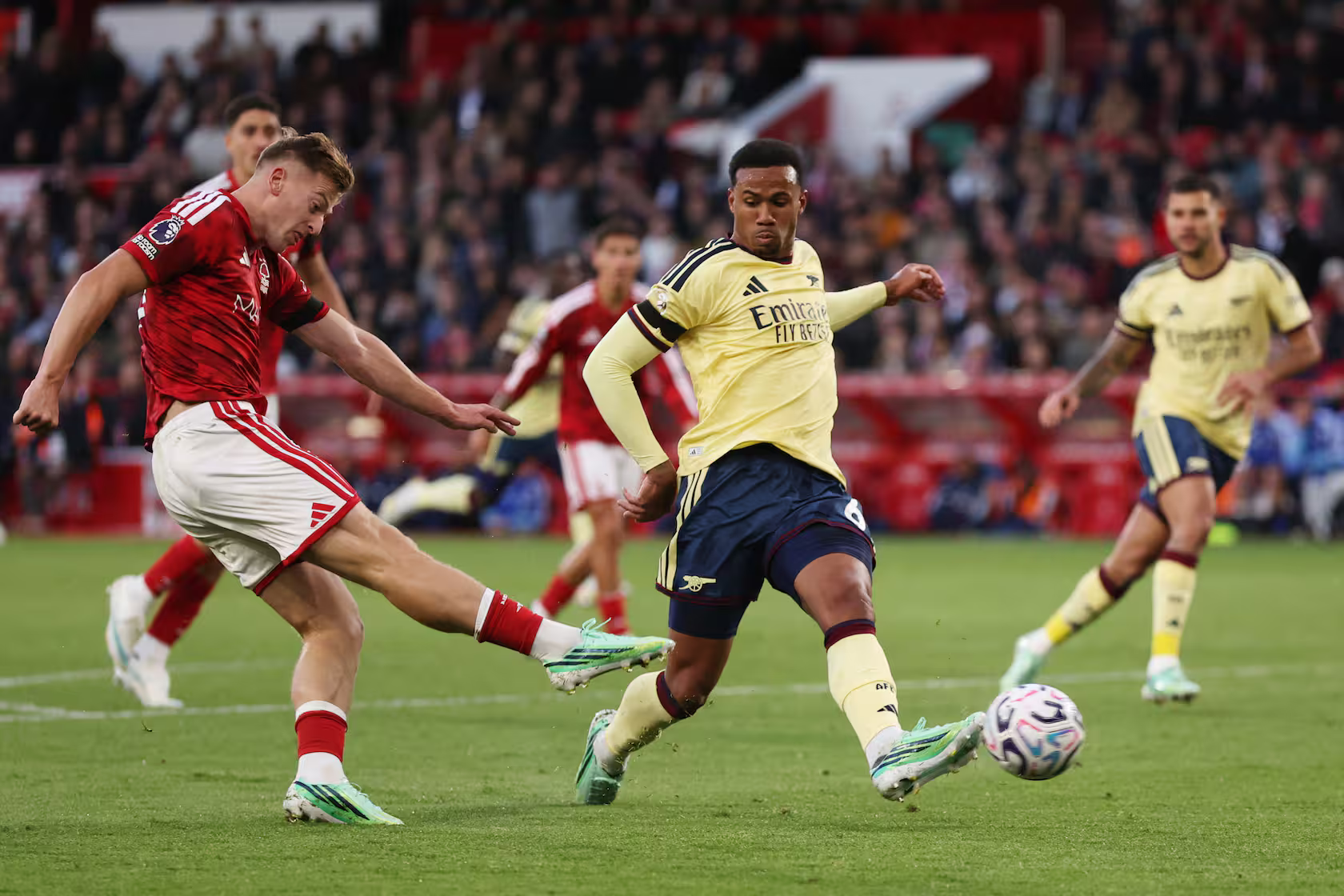 Angleterre : Arsenal bat Nottingham Forest grâce à Madueke (0-1)