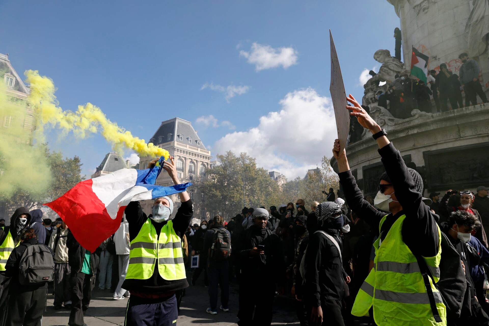 France : après le 17 octobre, le profil type des personnes incarcérées dévoilé
