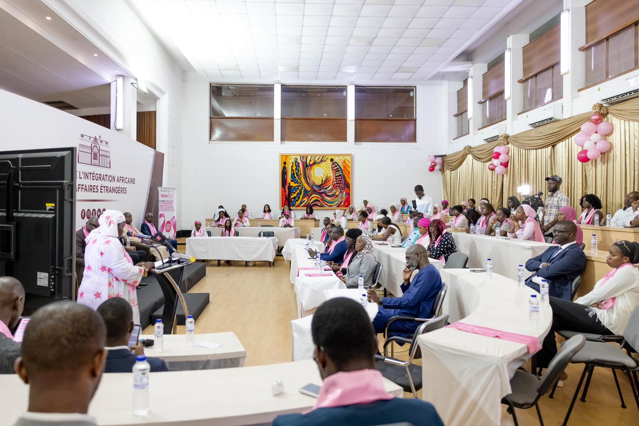 Octobre Rose: le ministère des Affaires étrangères mobilisé contre le cancer du col de l’utérus