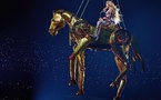Beyoncé électrise Atlanta avec un cheval doré suspendu pendant sa tournée Cowboy Carter