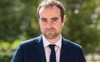 Sébastien Lecornu nommé Premier ministre par Emmanuel Macron pour bâtir des accords politiques après la crise