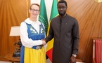 Bassirou Diomaye Faye reçoit les lettres de créance de cinq nouveaux ambassadeurs au Sénégal