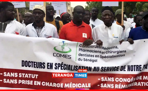 Sénégal : Marche pacifique des médecins en spécialisation — Le député Alla Kane et And Gueusseum en renfort