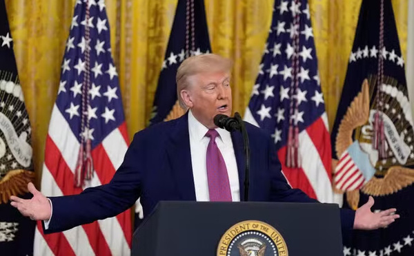 Diasporas africaines sous pression : Trump cible les transferts d’argent vers l’étranger