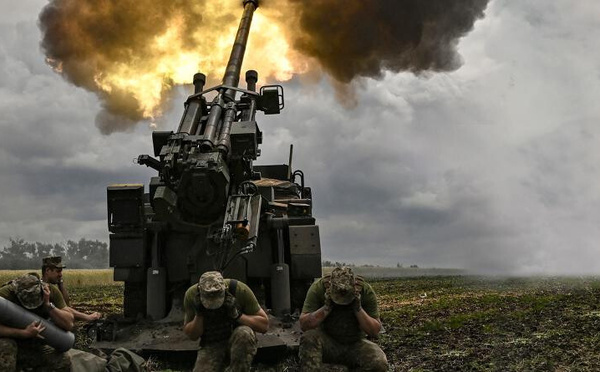 Une pluie de feu sur l’Ukraine : attaque record de la Russie, inquiétudes sur les armes chimiques