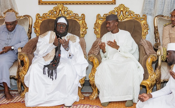 Le Ministre Mouhamadou Bamba Cissé reçu à Yoff Layène par le Khalife Général