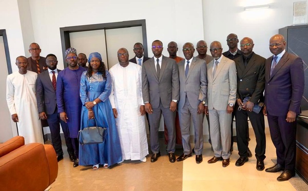 Lutte contre la corruption : le Premier ministre Ousmane Sonko reçoit les nouveaux membres de l’OFNAC