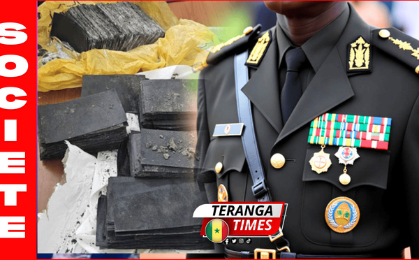 Trafic de billets noirs : 10 ans de prison requis contre un commandant de l'armée