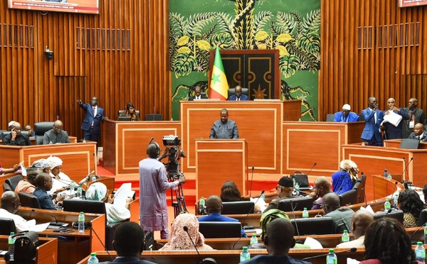 Dette publique : les députés soutiennent la ligne du gouvernement contre toute restructuration