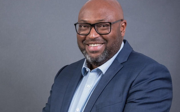 Lamine Naham, le destin royal du petit-fils d’El Hadj Malick Sy réélu maire en France