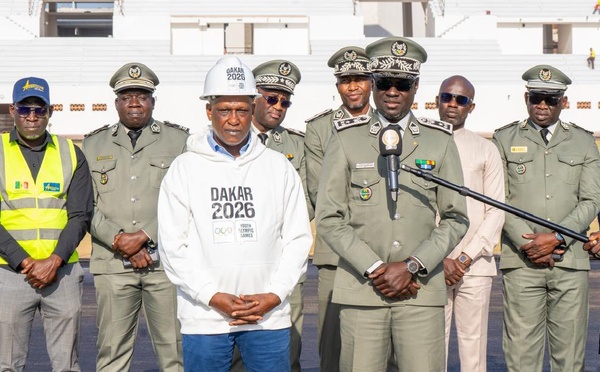 Préparatifs des JOJ 2026: le Directeur général des Douanes inspecte le stade Iba Mar DIOP
