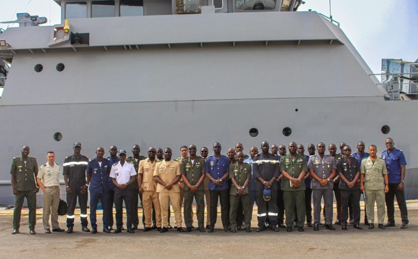 Défense: La 5e promotion de l'École supérieure de guerre en visite à la Base navale Amiral Faye Gassama