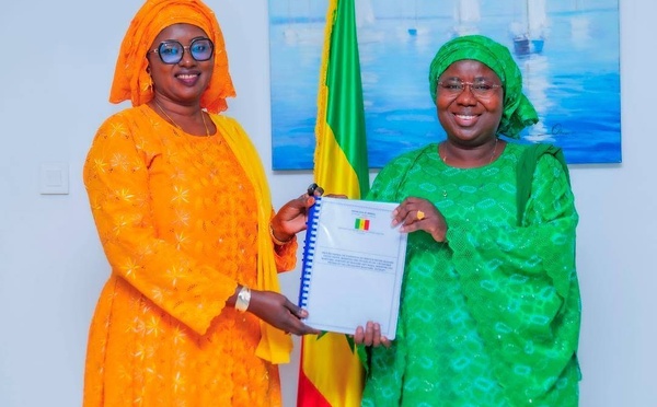 Dr Fatou Diouf passe officiellement le témoin à Amy Mara Dièye à la tête du Ministère des Pêches et de l’Économie maritime