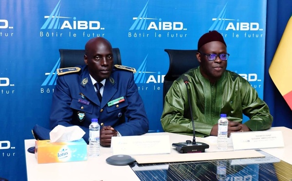 Aviation sénégalaise : L'AIBD rend un vibrant hommage au Général El Hadji Niang pour son départ de l’Armée de l’Air