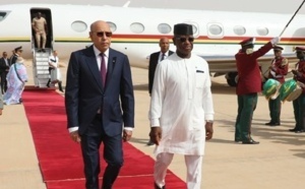 Sécurité au Sahel : Le Président de la CEDEAO Julius Maada Bio et le Président mauritanien El Ghazouani scellent un accord stratégique à Nouakchott