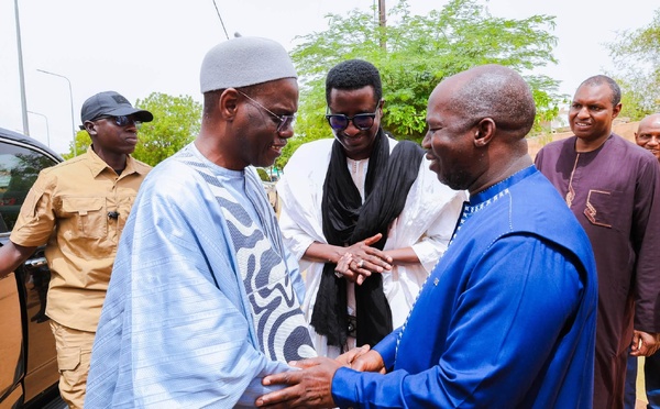 Guet Ardo (Louga): Le Premier ministre Ahmadou Al Aminou Lô présente les condoléances de la nation suite au rappel à Dieu du Khalife
