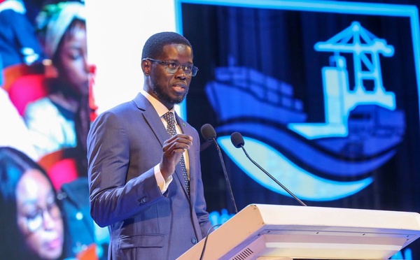 Bassirou Diomaye Faye ouvre le Forum sur les transports maritimes et l’économie bleue