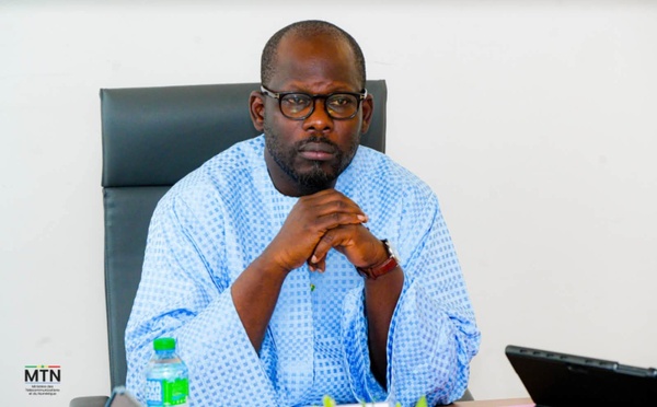 Régulation du numérique : Le ministre Samba Diouf en séance de travail stratégique avec l'ARTP