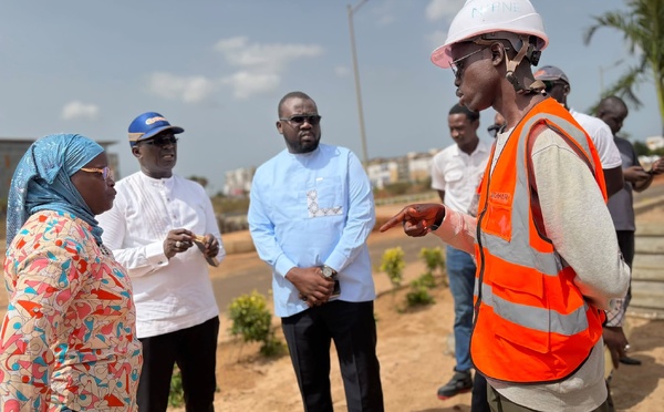 Diamniadio: Le Délégué général Bara Diouf s'assure de l'avancement des grands chantiers du Pôle urbain