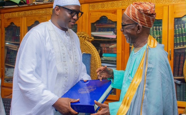 Le ministre de l'Intérieur Mouhamadou Makhtar Cissé en visite à Médina Baye et dans plusieurs foyers religieux de Kaolack