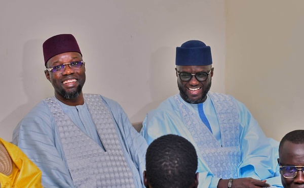 Ousmane Sonko et El Malick Ndiaye au Magal de Mbacké Barry, symbole de foi et de résilience dans le Jolof