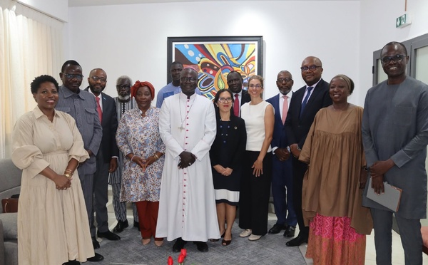 La Coordonnatrice de l’ONU rencontre l'Archevêque de Dakar pour consolider la paix et le dialogue interreligieux