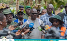 Dr El Hadji Abdourahmane Diouf visite la Réserve Naturelle Urbaine de la Grande Niaye de Pikine: un engagement pour la biodiversité et la durabilité