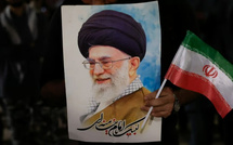 La télévision d’État iranienne a confirmé, dans la soirée de ce samedi, la mort du Guide suprême iranien, Ali Khamenei.