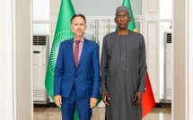 Diplomatie: Le Ministre Cheikh Niang salue le bilan de l’Ambassadeur de l’UE, Jean-Marc Pisani, en fin de mission au Sénégal
