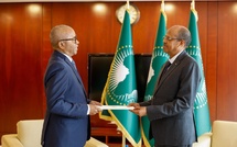 Union africaine : Le nouveau Représentant de Madagascar présente ses lettres de créance à Mahmoud Ali Youssouf