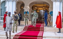 Bamako: Le Général Assimi Goïta préside la montée solennelle des couleurs nationales à Koulouba