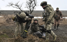 Guerre en Ukraine: face à la pénurie de soldats, la mobilisation forcée tourne à la violence entre civils et recrues