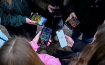 France : le débat sur l’interdiction des réseaux sociaux aux moins de 15 ans s’intensifie