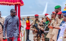 Retour de Côte d'Ivoire: le Président Mamadi Doumbouya regagne Conakry après une visite d'État placée sous le signe du panafricanisme