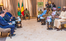 Diplomatie &amp; Sécurité régionale (AES - Maghreb): Le Général d’Armée Assimi Goïta reçoit le Premier ministre algérien Sifi Ghrieb à Koulouba