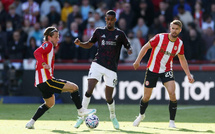 Angleterre : Isak offre la victoire à Liverpool chez Brentford réduit à neuf